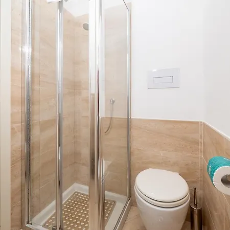 דירה Parsano - De Vivo Realty *