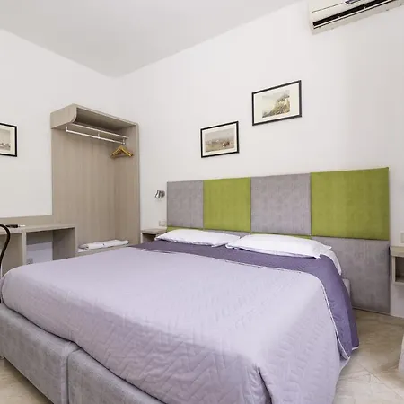 דירה Parsano - De Vivo Realty *