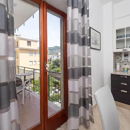 Parsano - De Vivo Realty Apartamento Sorrento