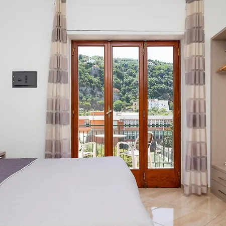 شقة De Vivo Realty - Parsano Suite Sorrento